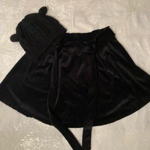 hi :) i am selling this black velvety skirt & cute cat beanie bundle